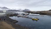 arrt dans un petit port o la France a laiss un souvenir indlbile : nos pcheurs 
	  de morue d'Islande y trouvaient refuge et ravitaillement
