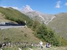 nous approchons du but, sous le regard du mont Kazbek (plus de 5000m !)