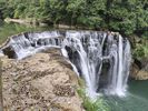 dans ce m�me village cette belle cascade
