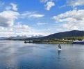 nous embarquons � bord d'un petit bateau voir les premiers km du fjord, que nous avons parcourus la veille... mais de nuit